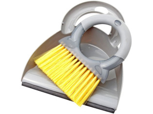 Szczotka, zmiotka i...