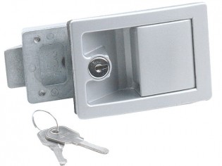 Metalowy zamek do drzwi...