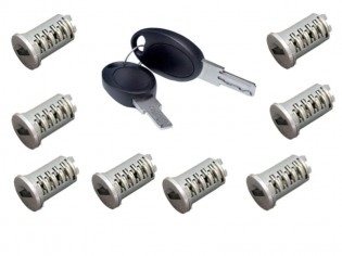 Zamek 8 wkładek 2 klucze...